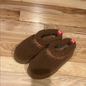 UGG Brown Fuzzy Slippers with Pink Accent